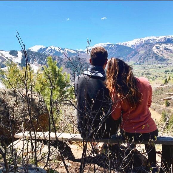 Adidas pink pull over - Picture 2 of 4